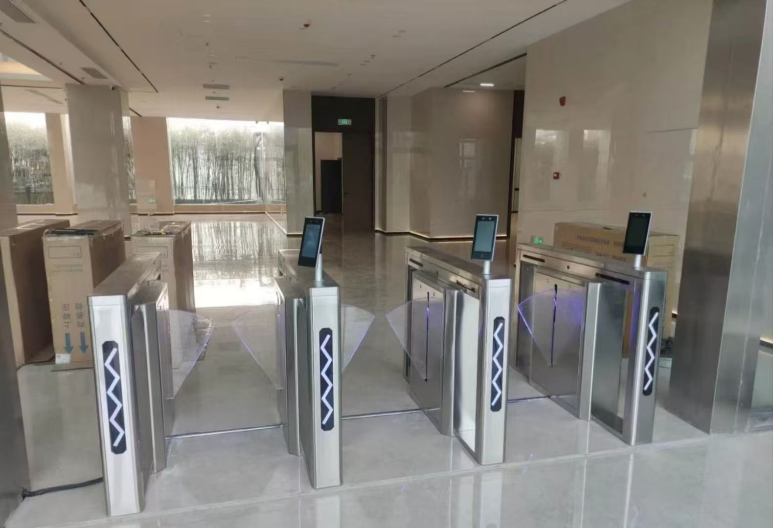 مشاريع ناجحة لتركيب بوابات الدوران Baroxon في الأردن وفي الخارج