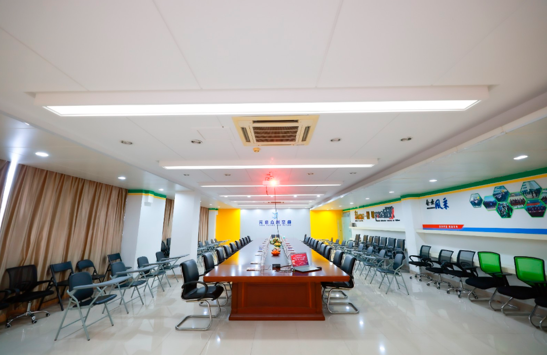 Yuanhong Intelligent factory tour